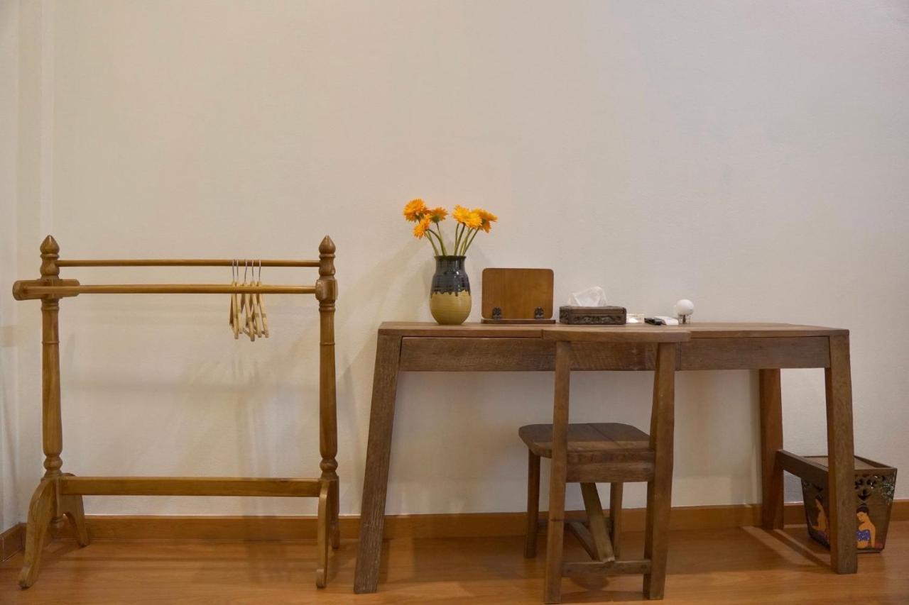 Wanmai House Apartment Chiang Mai Bagian luar foto